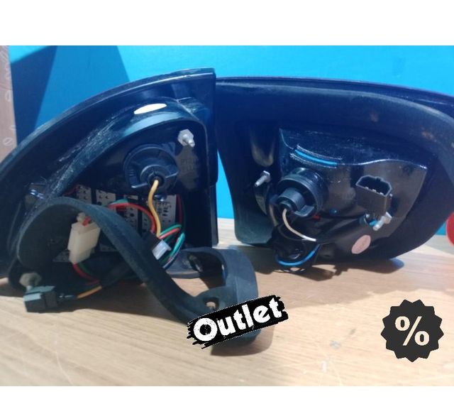 XC PILOTOS SEAT LEON 99-05 LED ROJO CROMO R145123C2