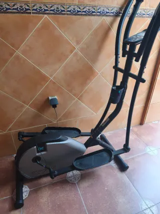 Elíptica Essential+