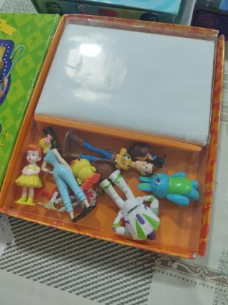 Toy Story 4. Libroaventuras: Incluye un cuento,...