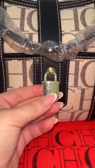 Bolso Carolina Herrera Beige y Negro