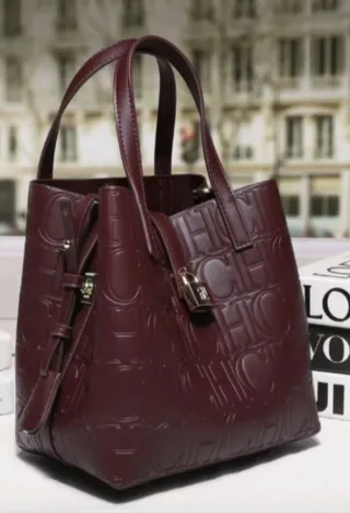 Bolso Carolina Herrera Beige y Negro