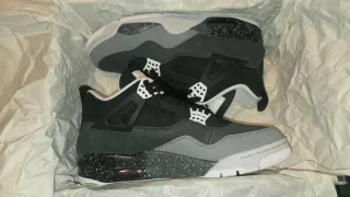 Air Jordan Retro 4 Scarpe Uomo