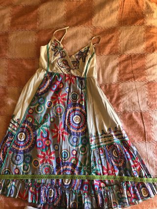 Vestido tirantes con estampado geométrico