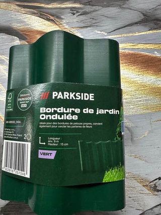 Bordo Giardino Ondulato Parkside Verde