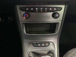 Opel Astra 2020 105CV