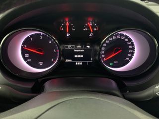 Opel Astra 2020 105CV