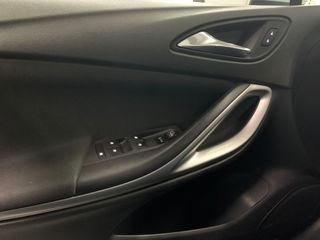 Opel Astra 2020 105CV