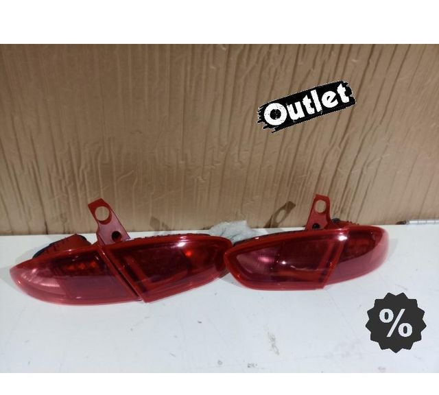 XC PILOTOS PARA SEAT LEON 1P 09-12 LIGHT BAR ROJO AHUMADO R1