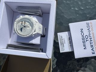 Omega x Swatch Moonswatch Mission to Earthphase