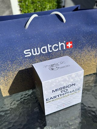 Omega x Swatch Moonswatch Mission to Earthphase