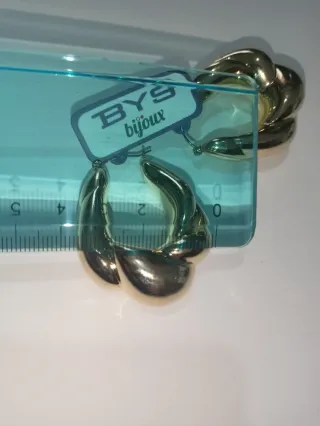 Orecchini BYS Metallo Ovali Bombati Oro