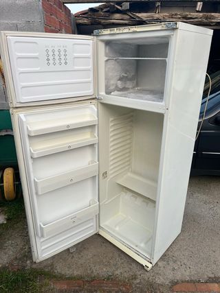 Nevera Indesit Frigorífico Congelador Combi