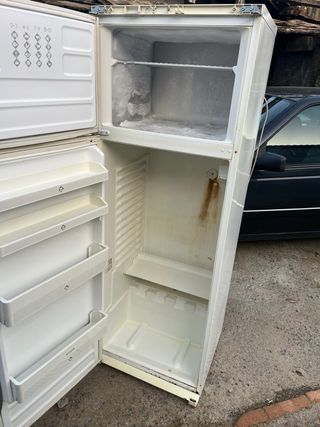 Nevera Indesit Frigorífico Congelador Combi