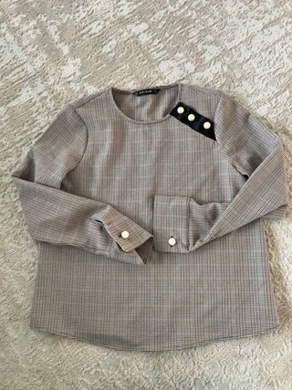 Blusa Zara Cuadros Perlas