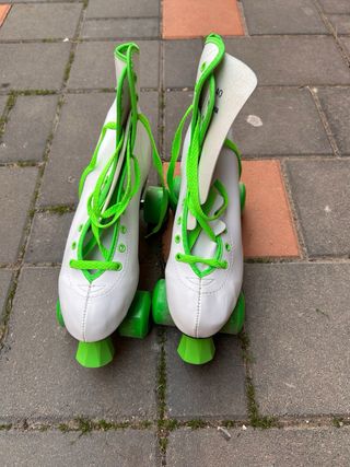 Patines Retro Blancos y Verdes