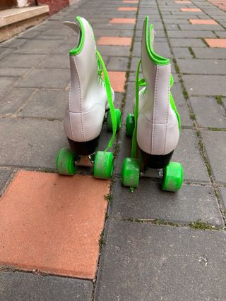 Patines Retro Blancos y Verdes