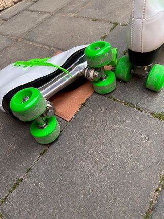 Patines Retro Blancos y Verdes