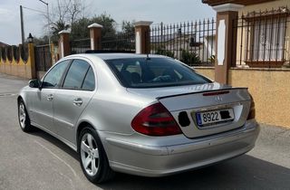 Mercedes-Benz Clase E 2004