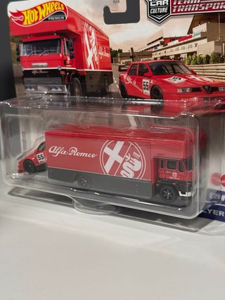 Hotwheels Team Transport Alfa Romeo