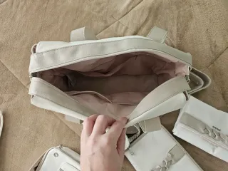 Conjunto bolso carro Mayoral blanco y beig