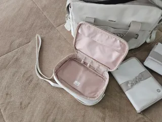 Conjunto bolso carro Mayoral blanco y beig