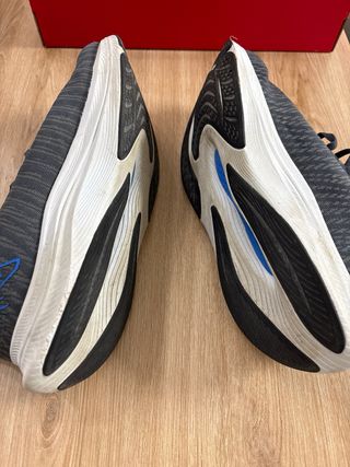 Zapatillas New Balance Fuelcell Propel V4 Gris