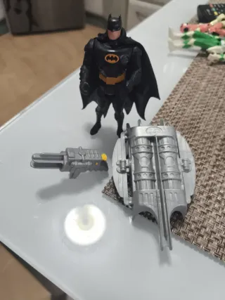 Muñeco Batman con arma