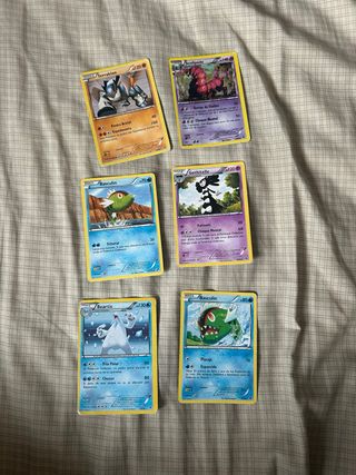 69 cartas pokemon de diferentes años