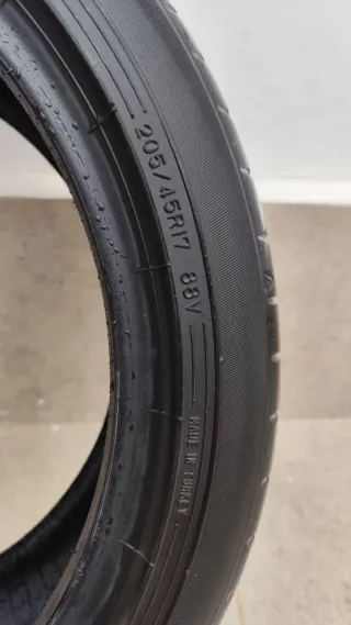 Neumático Falken 205/45 R17 88V XL