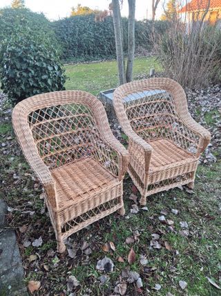 2 Sillones Orejeros de Mimbre