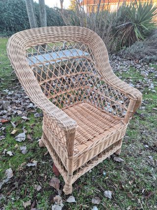 2 Sillones Orejeros de Mimbre