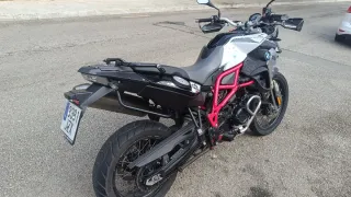 BMW F800GS Adventure Negra y Blanca