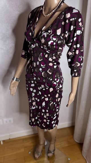 Abito fantasia viola elasticizzato taglia 42-44