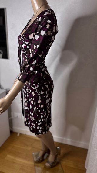 Abito fantasia viola elasticizzato taglia 42-44