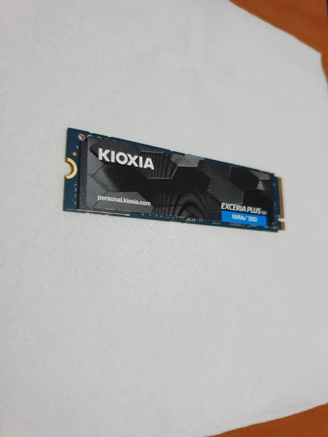 SSD 2TB Kioxia Exceria Plus NVMe PCIe 4.0
