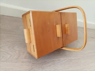 Costurero vintage madera