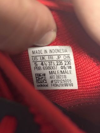 Botas Fútbol Adidas Predator.