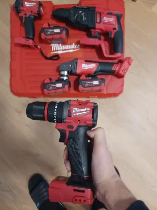 Kit Heramientas Milwaukee Nuevo 4 in 1 grand nuevo