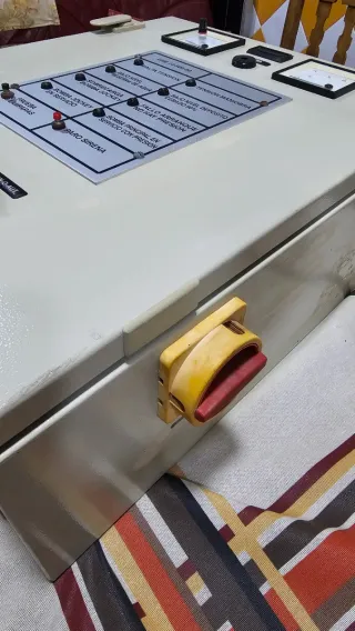 Cuadro de maniobra bombas jockey