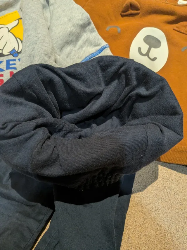 Pack 2 sudaderas y pantalón niño