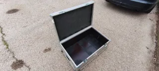 Flightcase maleta metálica, ruedas con Ruedas