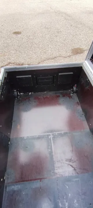 Flightcase maleta metálica, ruedas con Ruedas