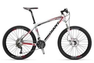 Bicicleta Giant XTC Composite 2 (2012)