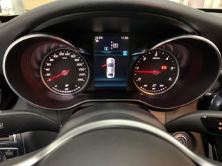 Mercedes-Benz Clase C 220 2018 AMG