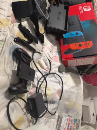 Nintendo Switch Naranja y Morado