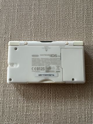 Nintendo DS Lite Blanca + Profesor layton