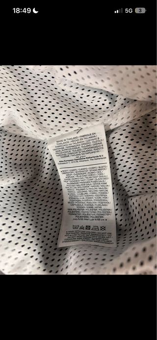 Giacca Jordan Nera e Bianca con Cappuccio