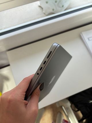 Macbook Pro M3 2024 Space Gray