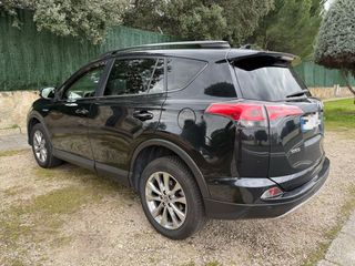 Toyota RAV4 2017