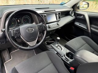 Toyota RAV4 2017